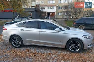 Седан Ford Fusion 2013 в Івано-Франківську