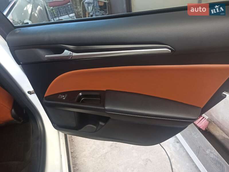 Седан Ford Fusion 2019 в Одессе
