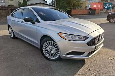 Седан Ford Fusion 2018 в 