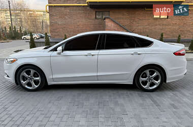 Седан Ford Fusion 2013 в Полтаві