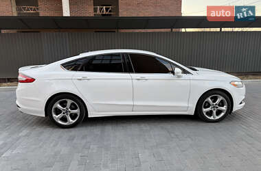 Седан Ford Fusion 2013 в Полтаві