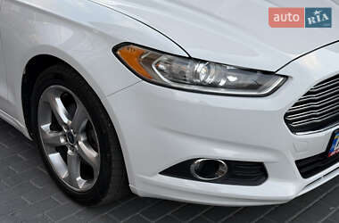 Седан Ford Fusion 2013 в Полтаві