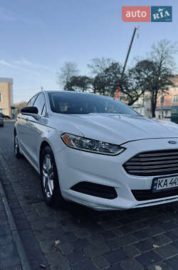 Седан Ford Fusion 2014 в Могилев-Подольске