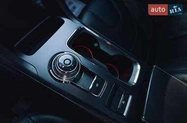 Седан Ford Fusion 2019 в 