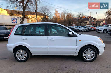 Хетчбек Ford Fusion 2012 в 