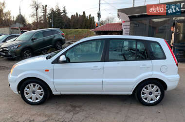 Хетчбек Ford Fusion 2012 в 
