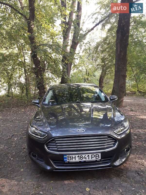 Ford Fusion 2015