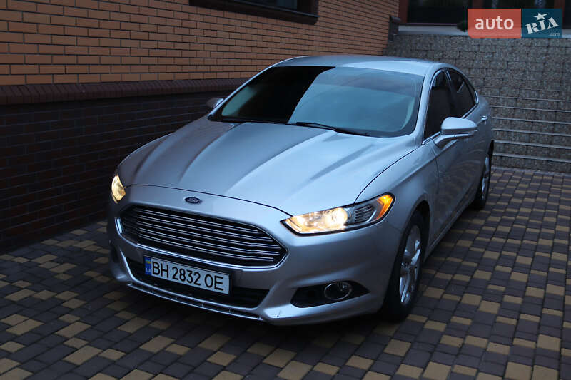 Седан Ford Fusion 2013 в Запорожье