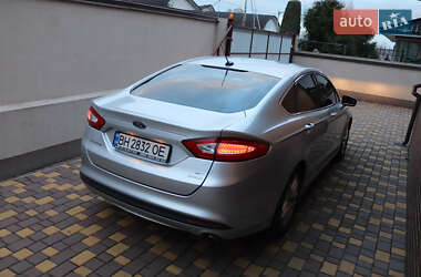 Седан Ford Fusion 2013 в Запорожье