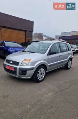 Хэтчбек Ford Fusion 2006 в 