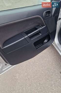 Хэтчбек Ford Fusion 2006 в 