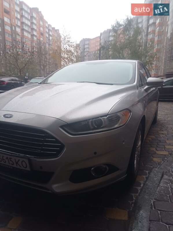 Седан Ford Fusion 2013 в Виннице