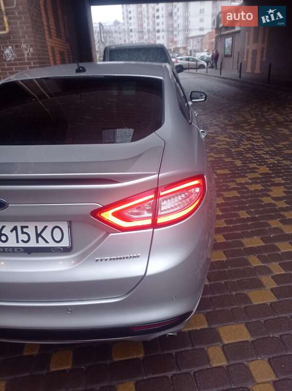 Седан Ford Fusion 2013 в Виннице