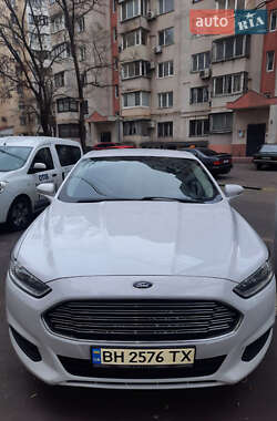 Седан Ford Fusion 2015 в Одессе