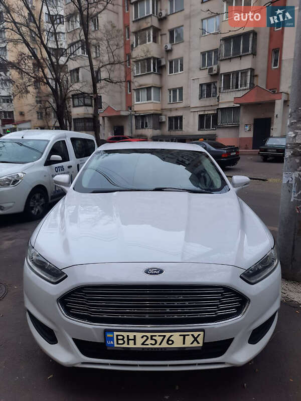 Ford Fusion 2015
