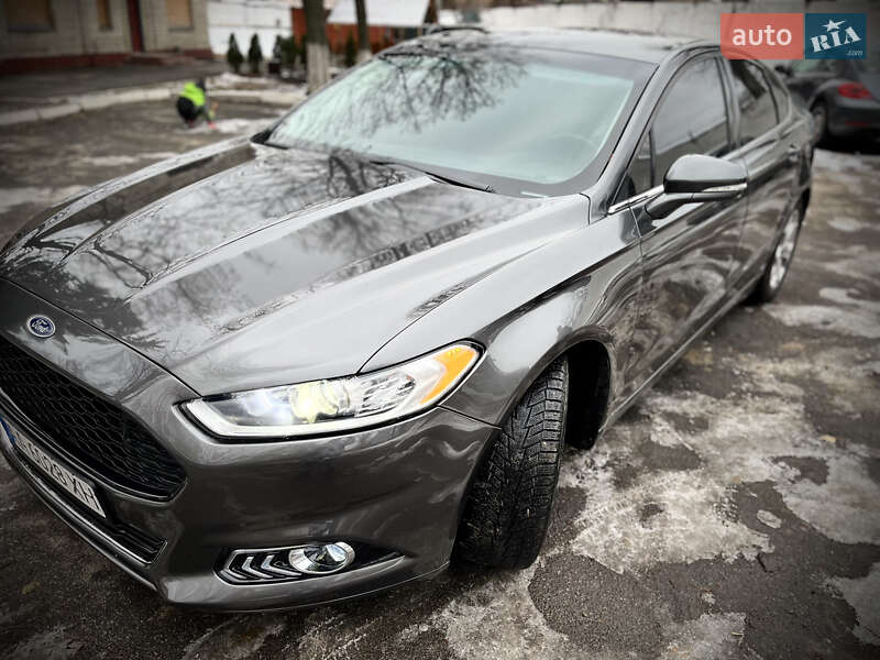 Седан Ford Fusion 2015 в Києві
