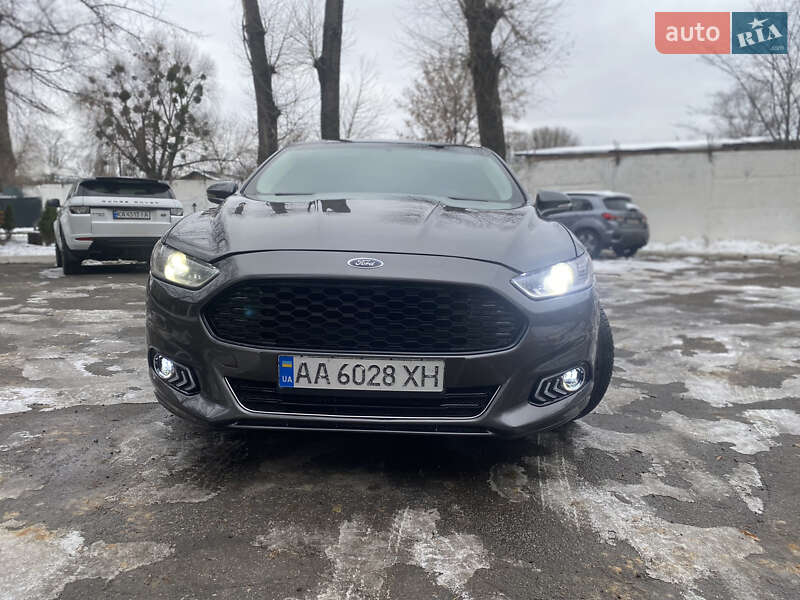 Седан Ford Fusion 2015 в Києві