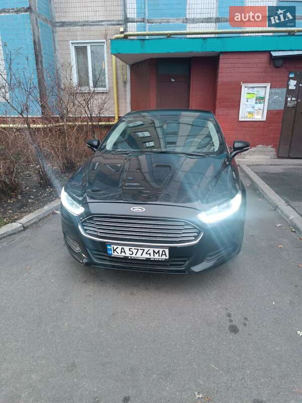 Седан Ford Fusion 2015 в Киеве фото 8 Седан Ford Fusion 2015 в Киеве