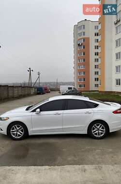 Седан Ford Fusion 2013 в Хмельницькому