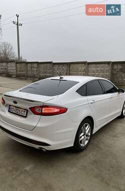 Седан Ford Fusion 2013 в Хмельницькому