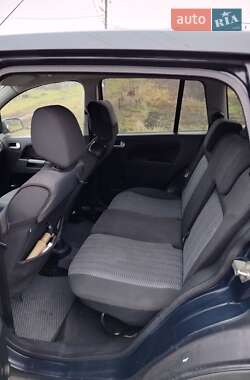 Хэтчбек Ford Fusion 2007 в 
