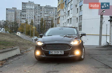 Седан Ford Fusion 2016 в Харкові