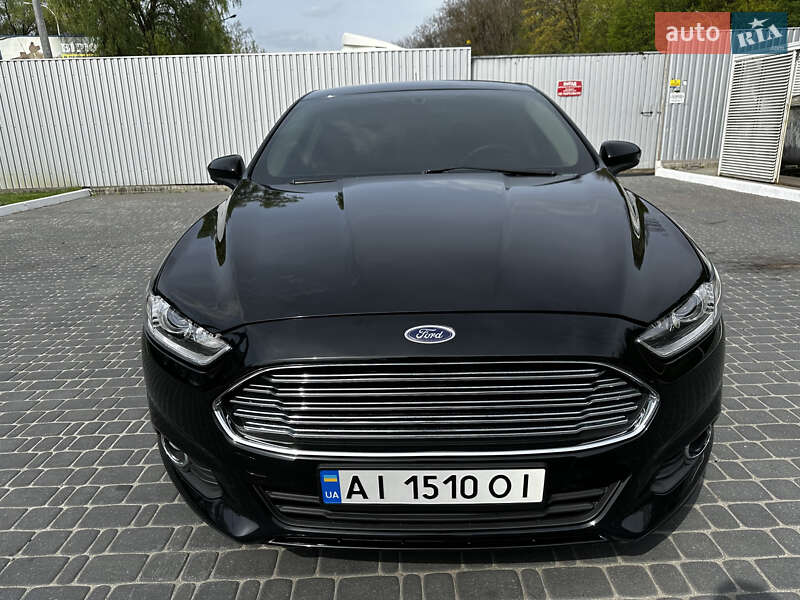 Седан Ford Fusion 2015 в Обухове