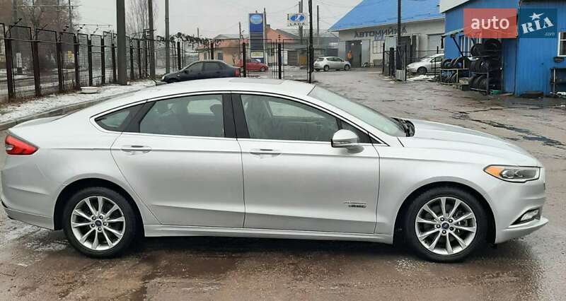Седан Ford Fusion 2016 в Житомирі