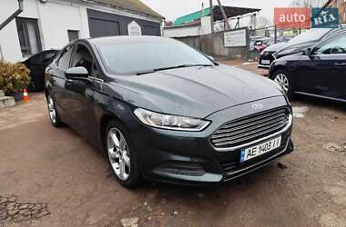 Седан Ford Fusion 2015 в Чернигове