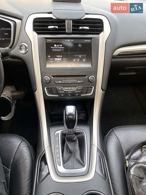 Седан Ford Fusion 2015 в Києві
