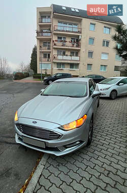 Седан Ford Fusion 2016 в 