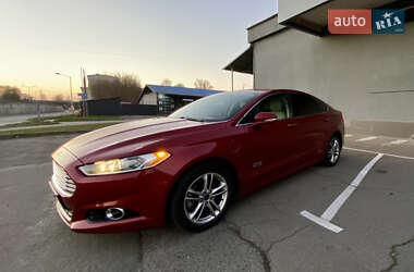 Седан Ford Fusion 2014 в 