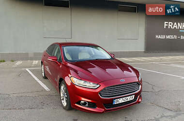 Седан Ford Fusion 2014 в 