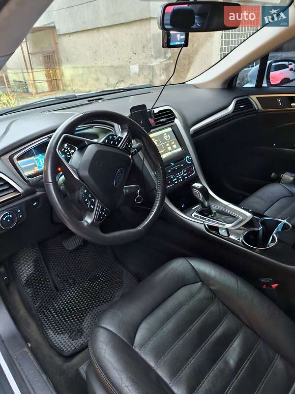 Седан Ford Fusion 2015 в Белгороде-Днестровском