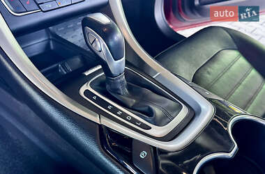 Седан Ford Fusion 2015 в 