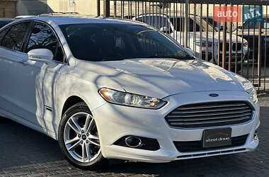 Седан Ford Fusion 2015 в Одесі