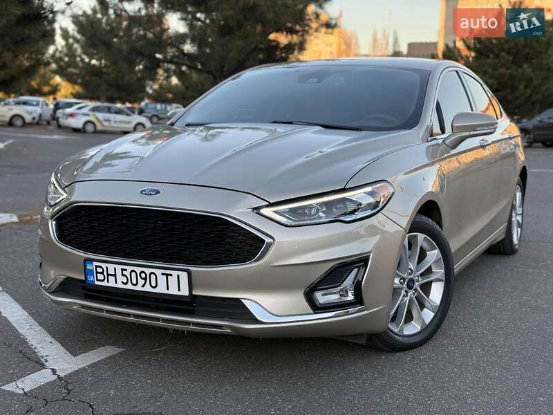 Седан Ford Fusion 2018 в Одессе