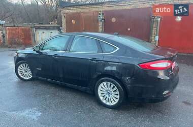 Седан Ford Fusion 2013 в Києві