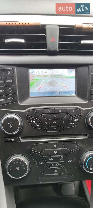 Седан Ford Fusion 2015 в Хусте