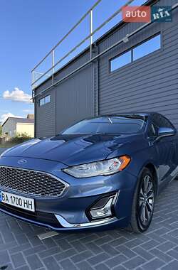 Седан Ford Fusion 2019 в Кропивницком