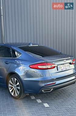 Седан Ford Fusion 2019 в Кропивницком