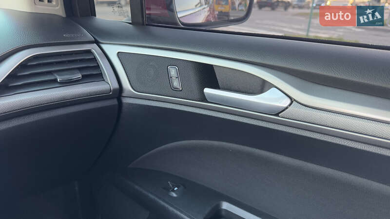 Седан Ford Fusion 2019 в Хмельницком