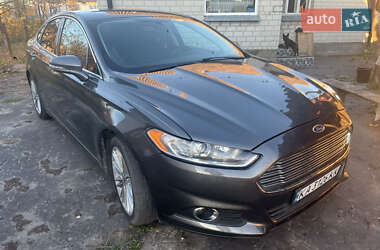 Седан Ford Fusion 2016 в Львове