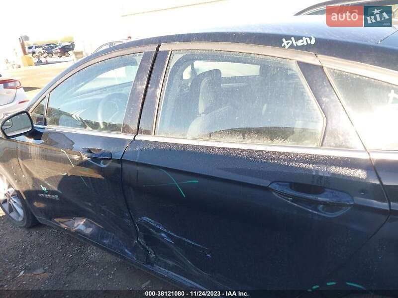 Седан Ford Fusion 2016 в Киеве фото 20 Седан Ford Fusion 2016 в Киеве