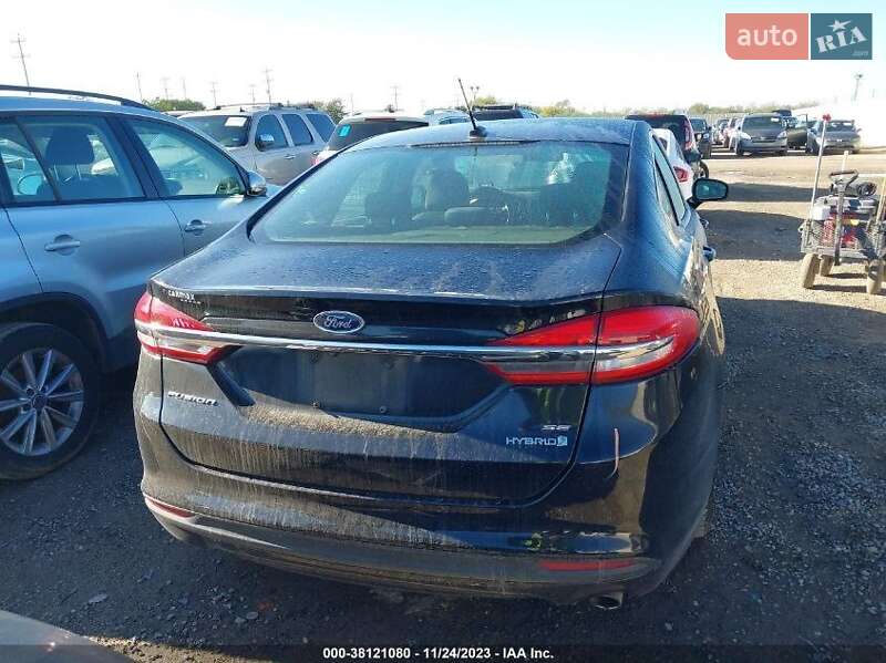 Седан Ford Fusion 2016 в Киеве фото 22 Седан Ford Fusion 2016 в Киеве