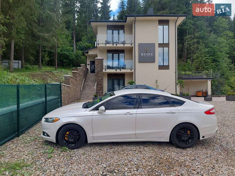 Седан Ford Fusion 2015 в Полтаве