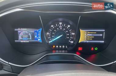 Седан Ford Fusion 2014 в 