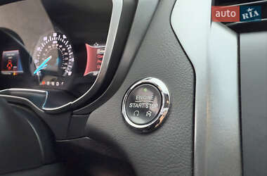 Седан Ford Fusion 2013 в 