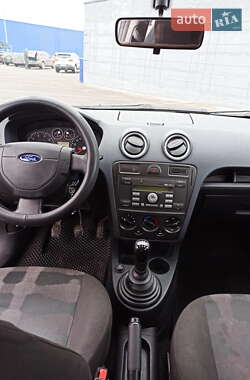 Хэтчбек Ford Fusion 2005 в Полтаве