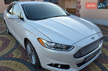 Седан Ford Fusion 2016 в Львові